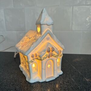 Precious Moments Sugar Town Chapel Nightlight